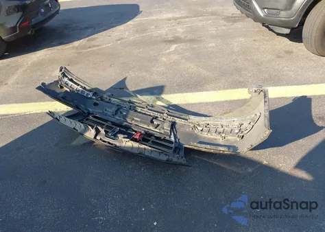 2017 Genesis G80 3.8 z USA, uszkodzony, nr VIN KMHGN4JE3HU172041